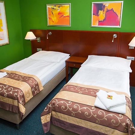 Hotel Rieger Garni Jicin Ngoại thất bức ảnh