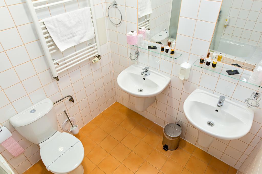 Hotel Rieger Garni Jicin Ngoại thất bức ảnh